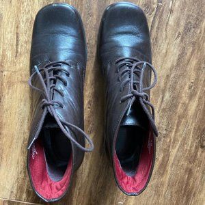 Naturalizer square toed boots size 6